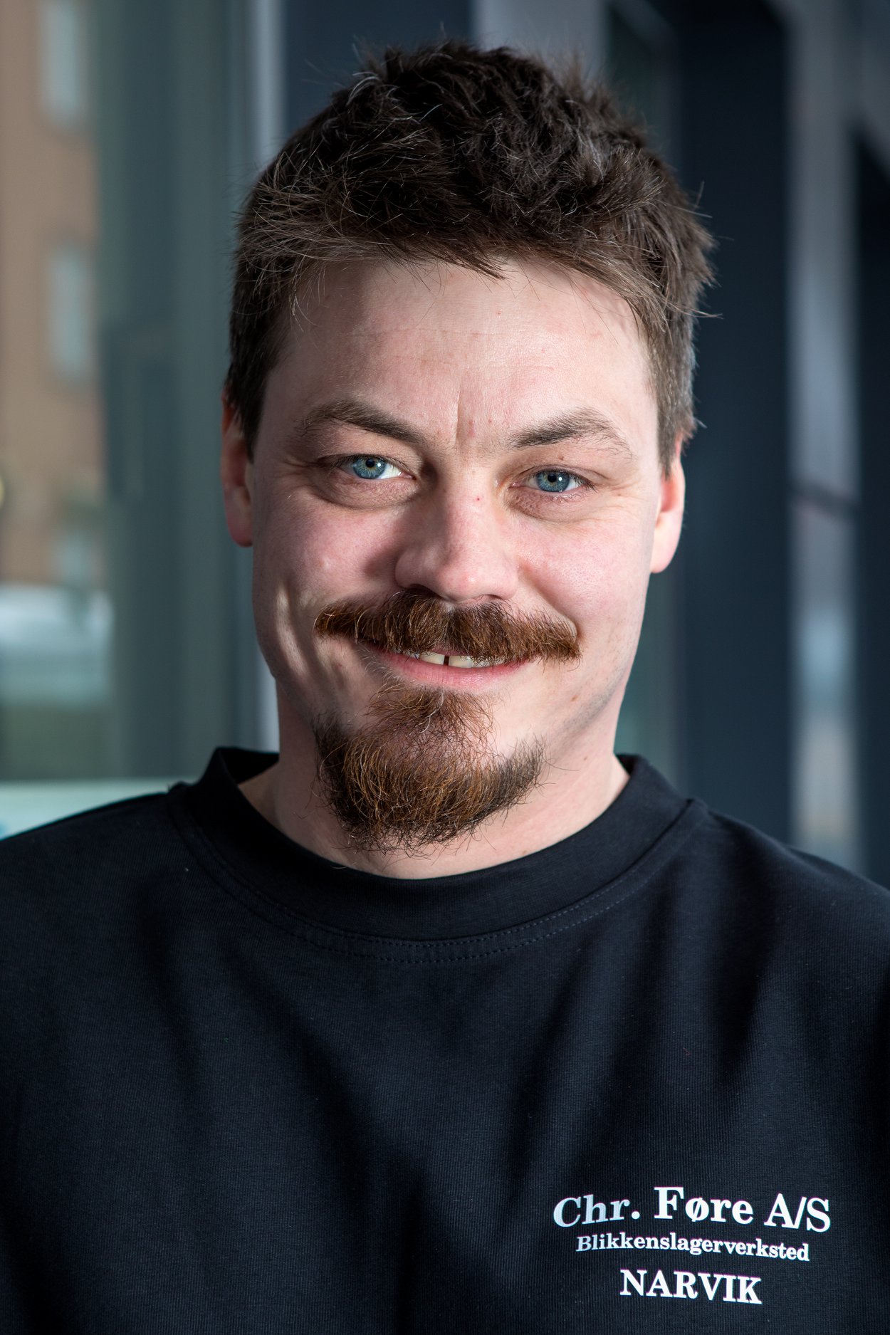Vegard Isaksen Blikkenslagersvenn
Tlf. 958 19 064